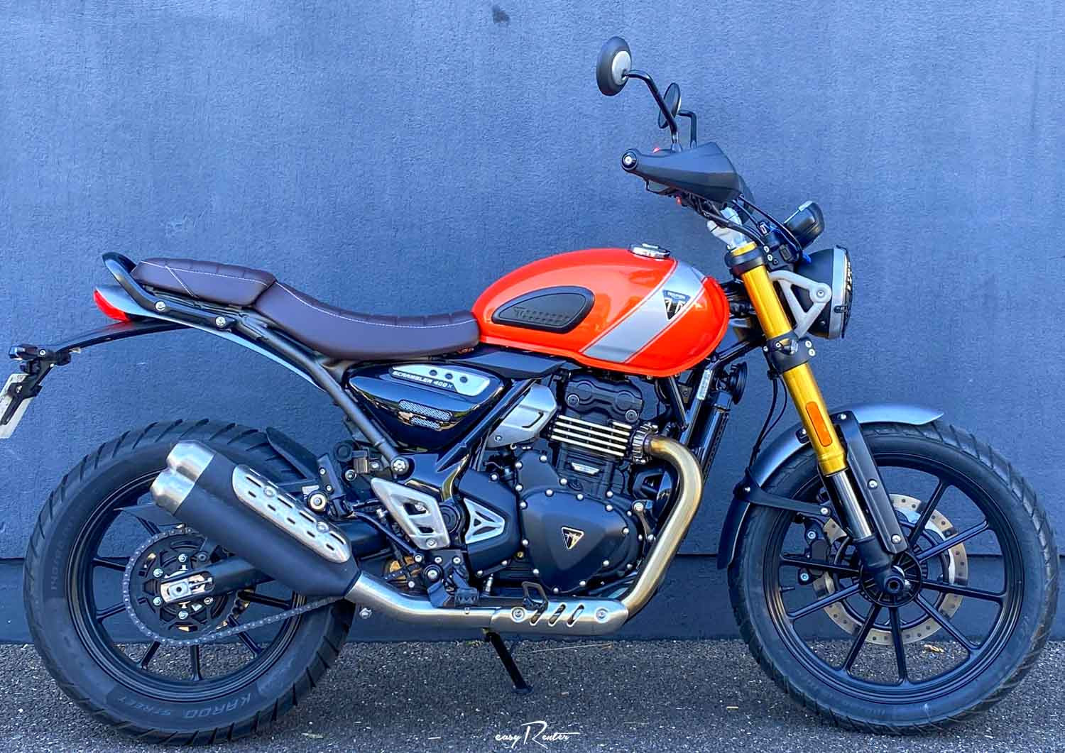 Strasbourg Triumph Street Twin A2  motorcycle rental 14815