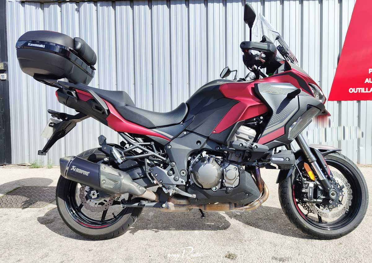 Marseille Kawasaki Versys 1000 SE motorcycle rental 13093