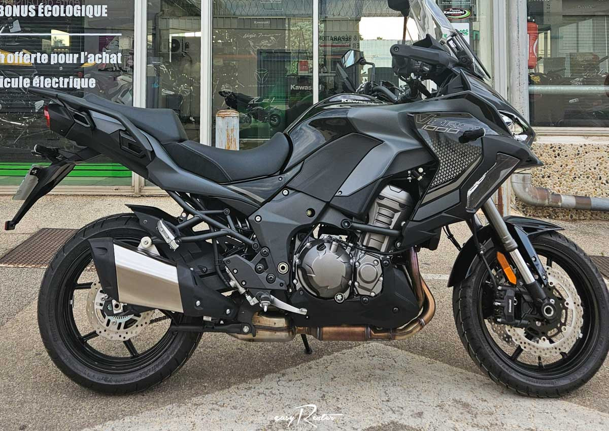 Location moto Laval Yamaha MT07 1
