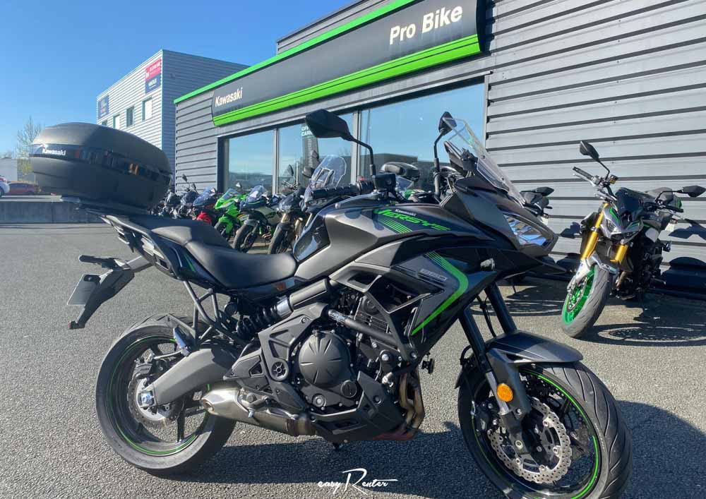 Angers Kawasaki Z900 RS motorcycle rental 15641