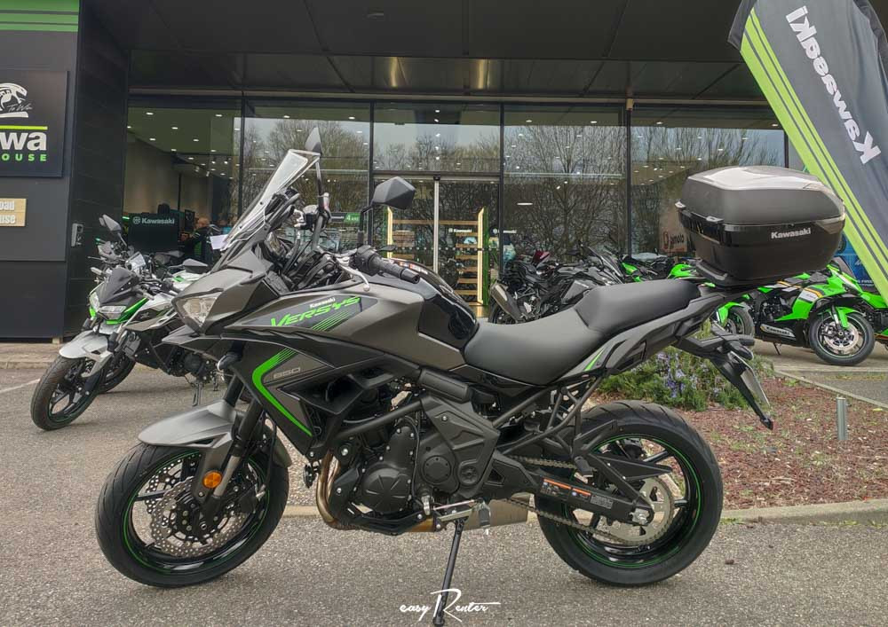 Location moto Laval Yamaha MT07 1