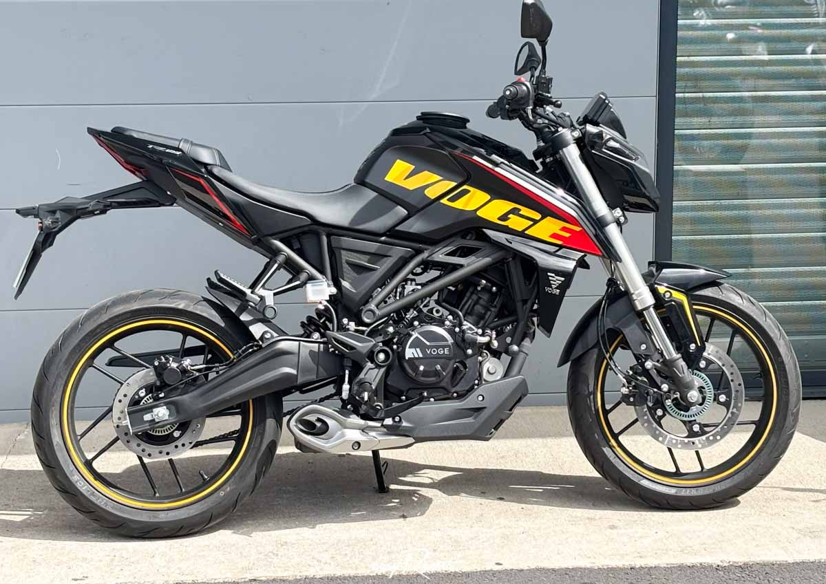Location moto Laval Yamaha MT07 1