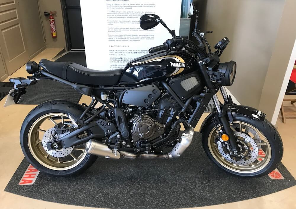 Location moto Laval Yamaha MT07 1