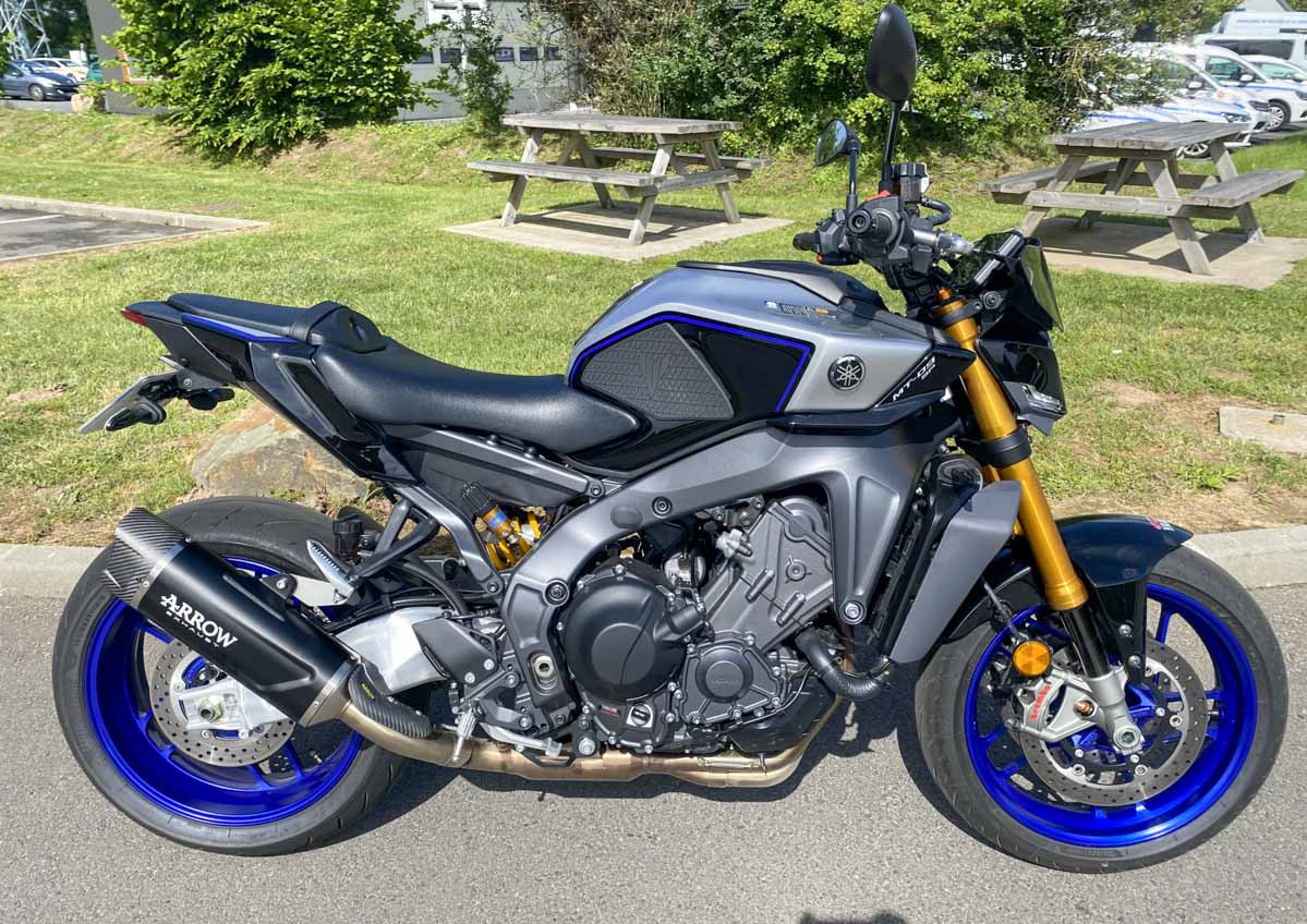 Location Moto Granville Yamaha MT09 Tracer 1