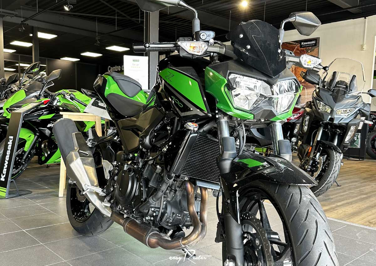 Marseille Kawasaki Z650 A2 motorcycle rental 13112