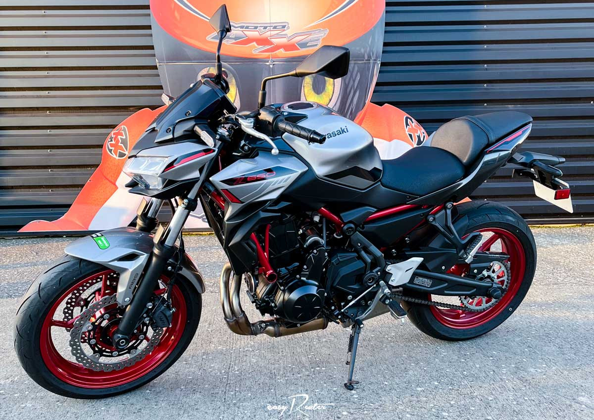 location moto Le Mans Yamaha MT07 1