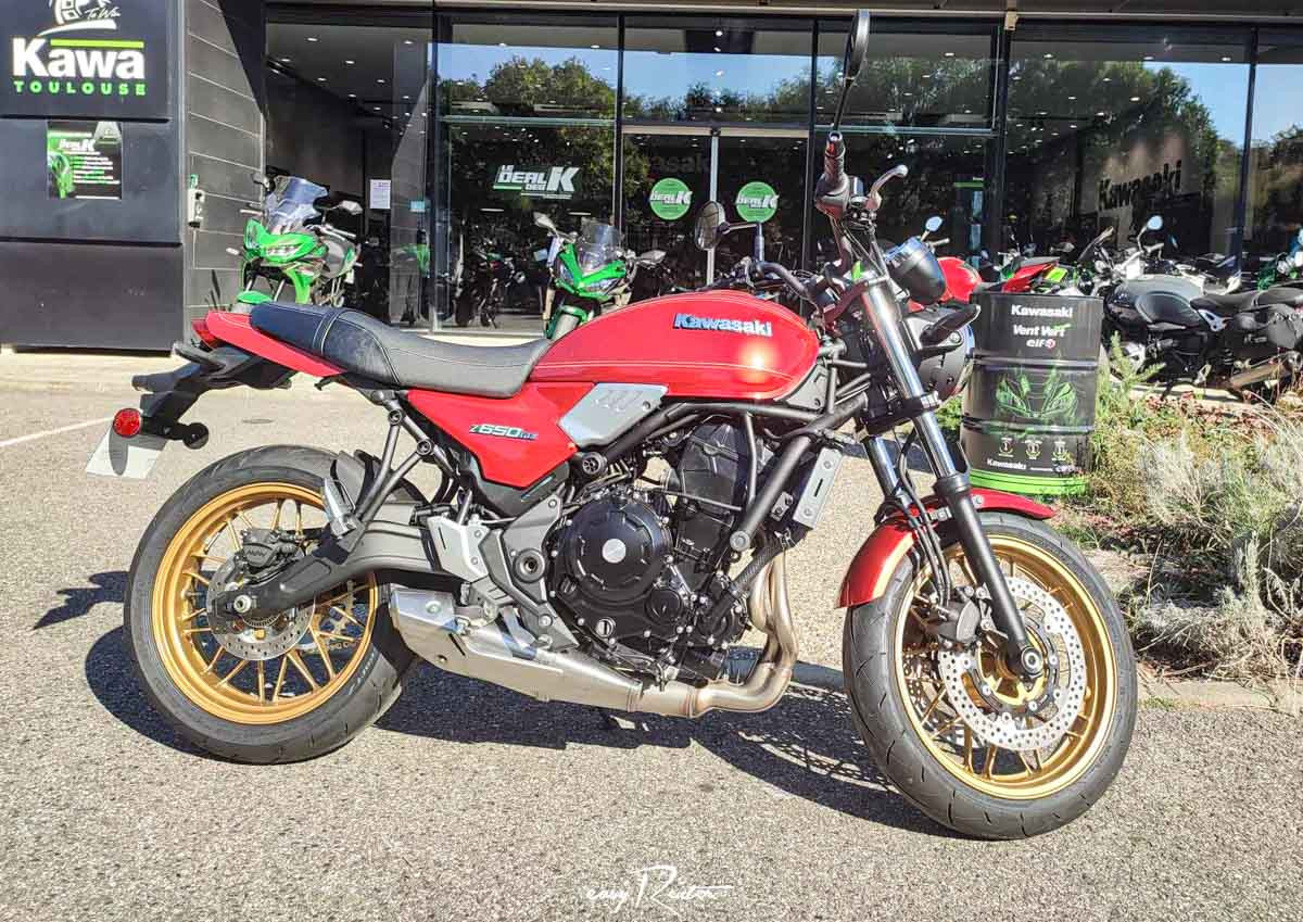 Location moto Laval Yamaha MT07 1