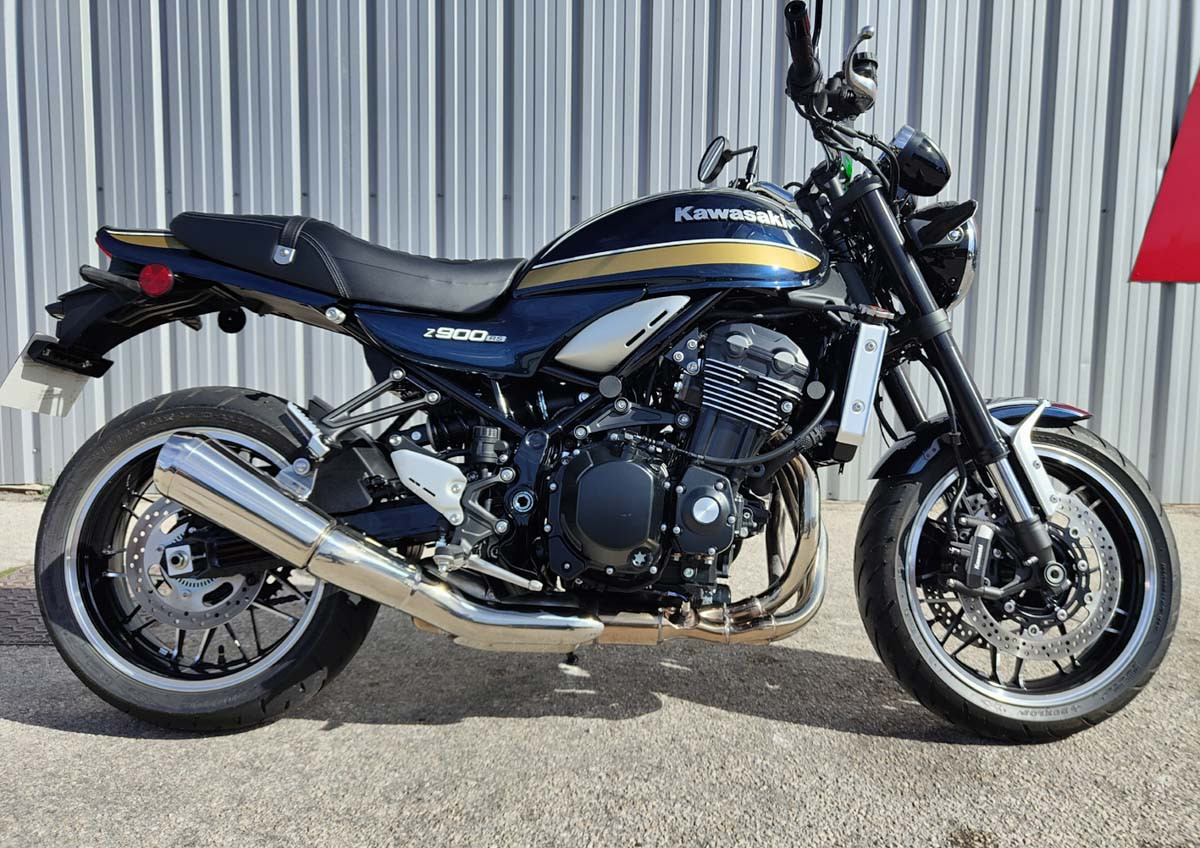 Marseille Kawasaki Z900 RS motorcycle rental 13098