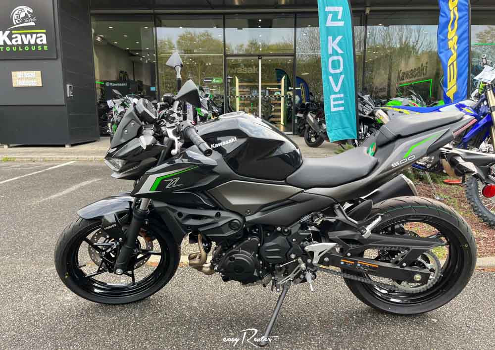 Location moto Laval Yamaha MT07 1