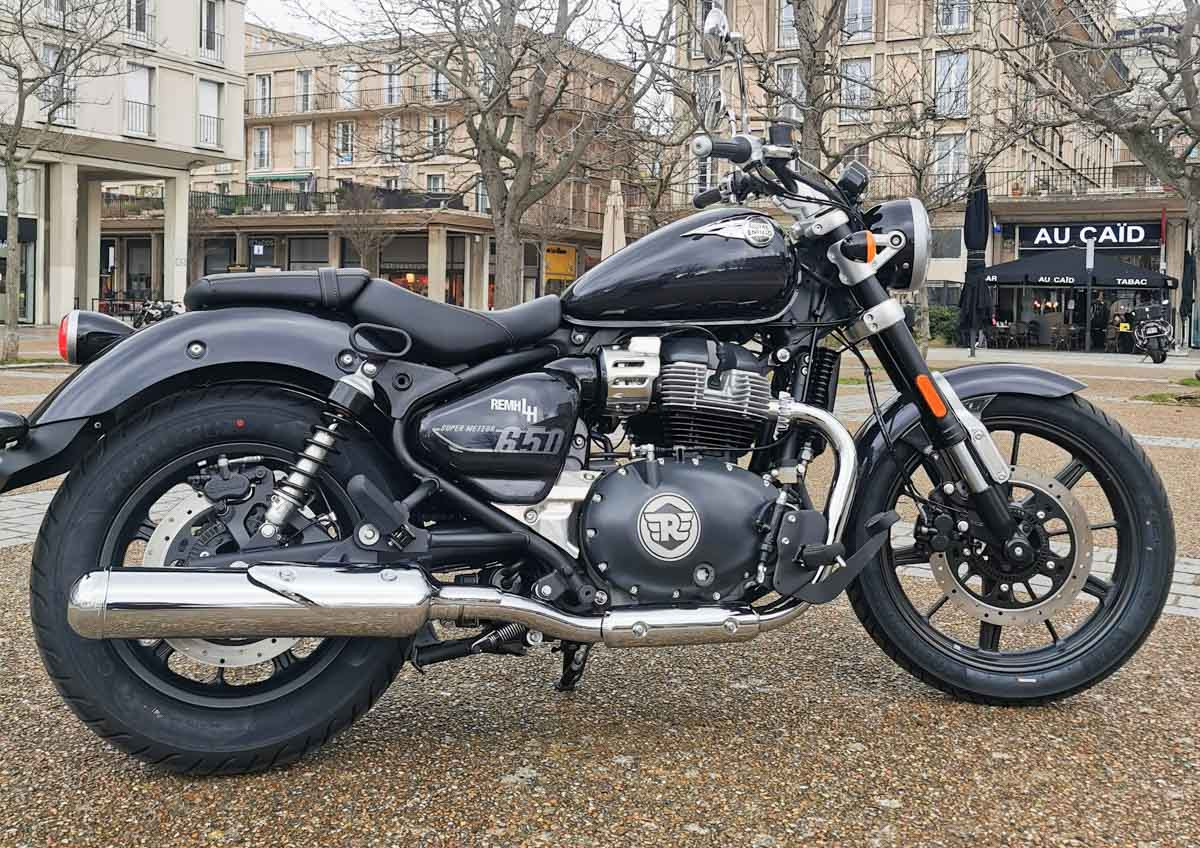 Location moto Saint-Lô Triumph Bonneville 1