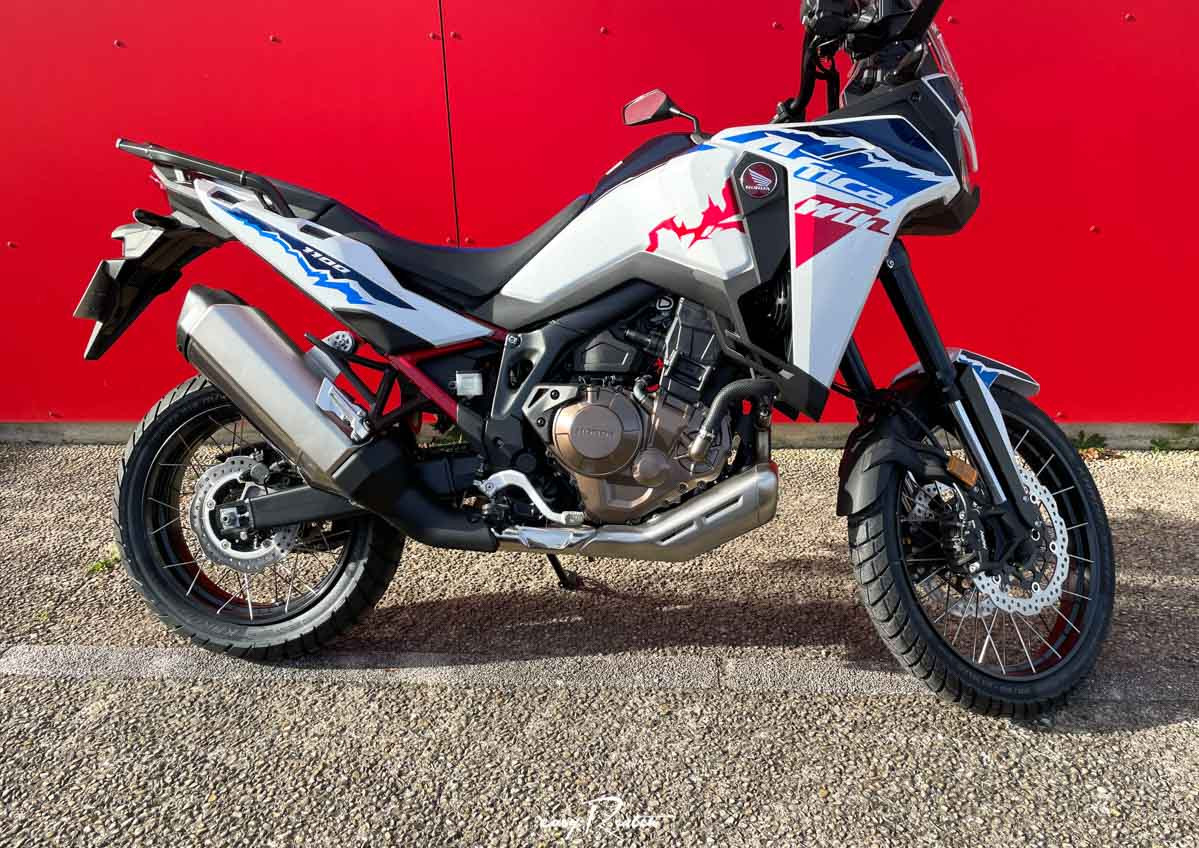 Location moto Saint-Lô Triumph Bonneville 1