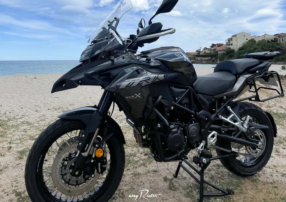 Location moto Laval Yamaha MT07 1