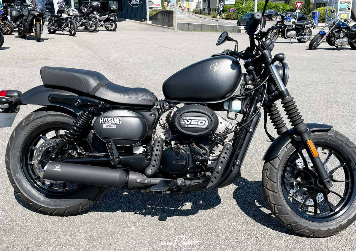 Vannes KTM 890 Adventure A2 motorcycle rental 15293