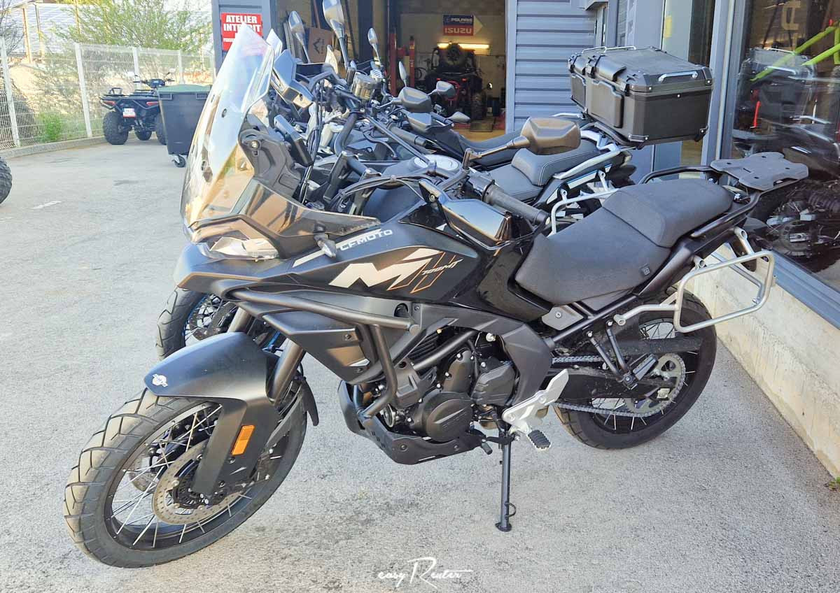 Location moto Saint-Lô Triumph Bonneville 1