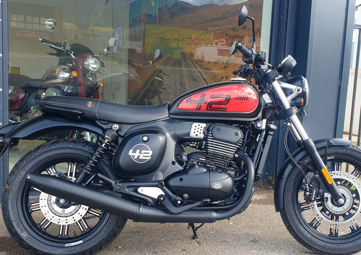 Location Moto Granville Yamaha MT09 Tracer 1