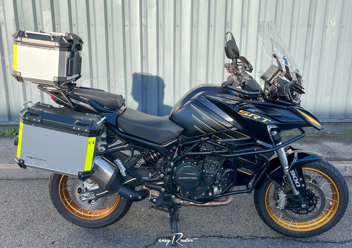 Pierrelaye Royal Enfield 650 Continental GT A2 motorcycle rental 16022