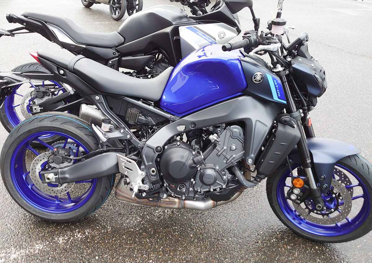 Montauban Yamaha MT07 A2 motorcycle rental 15663