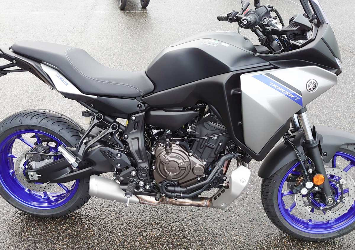Montauban Yamaha MT07 A2 motorcycle rental 15663