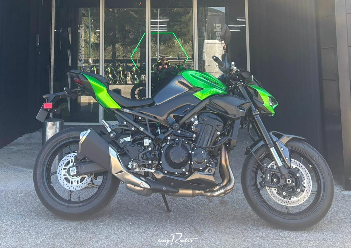Location moto Laval Yamaha MT07 1
