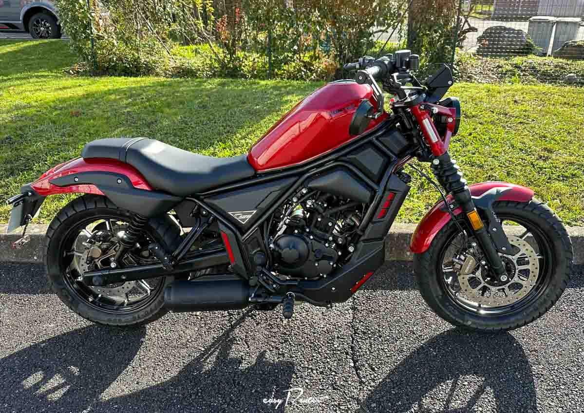 Pau Ducati Multistrada V4 S Radar motorcycle rental 18348