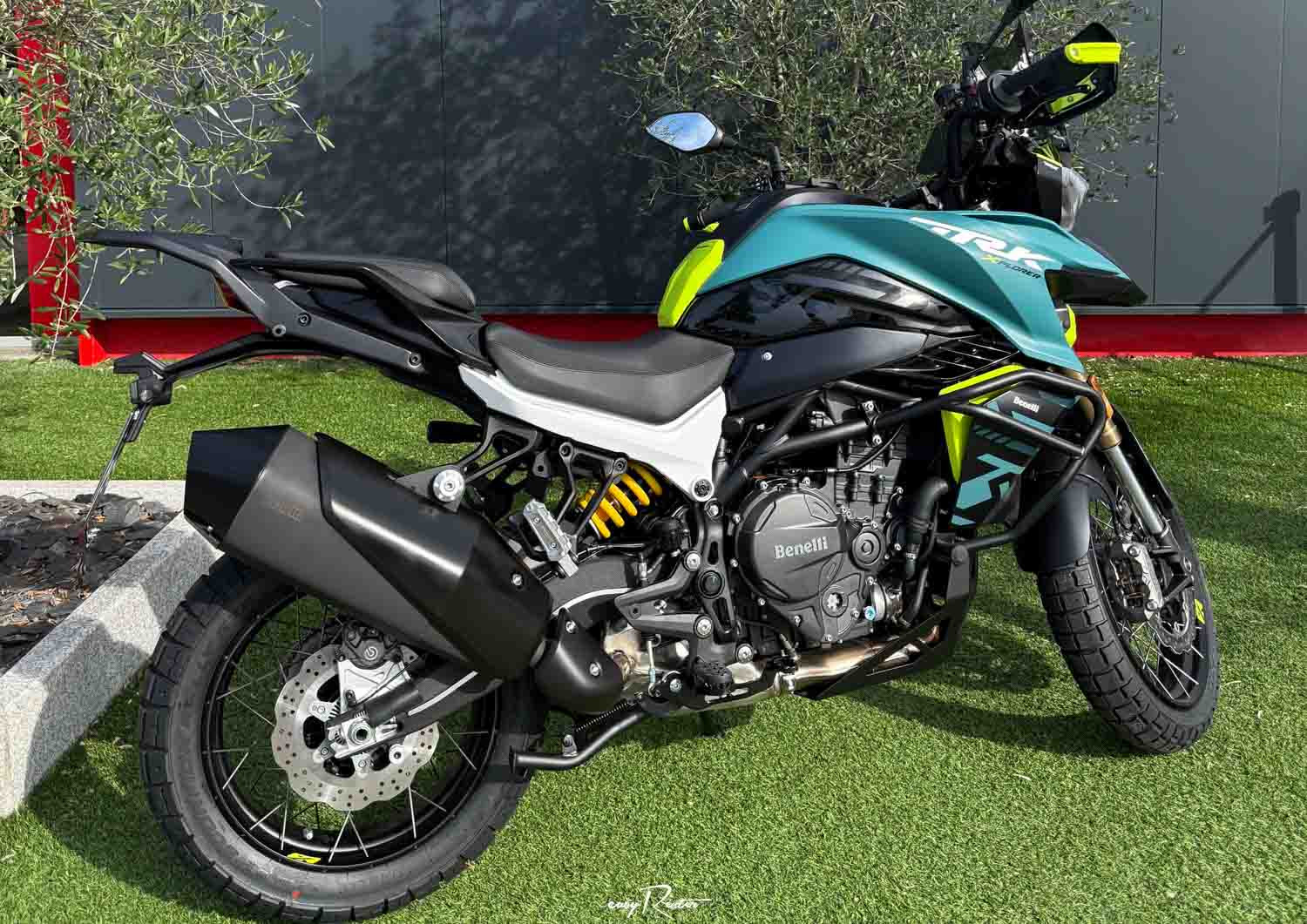 location moto electrique Valence Zero Motorcycles S (Streetfighter) 1