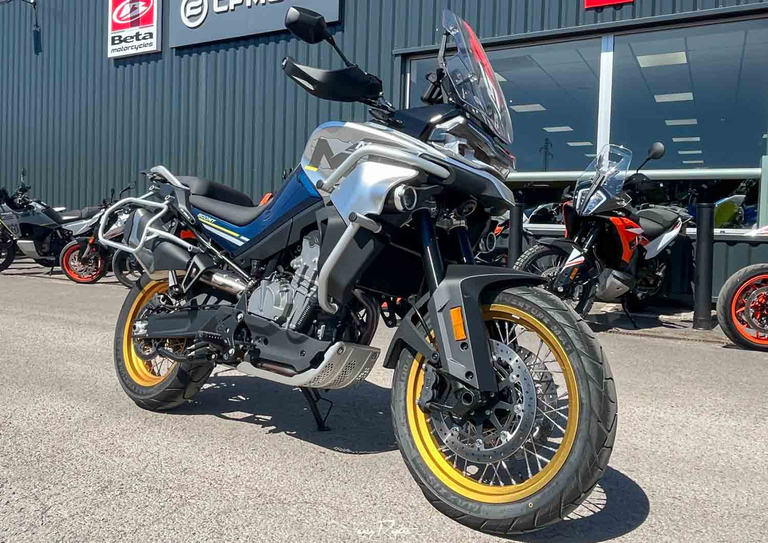 Vannes KTM 890 Adventure A2 motorcycle rental 15293