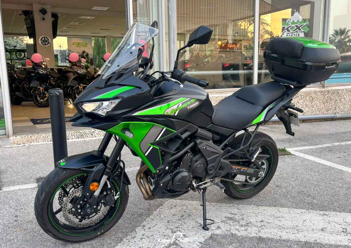 Location moto Laval Yamaha MT07 1