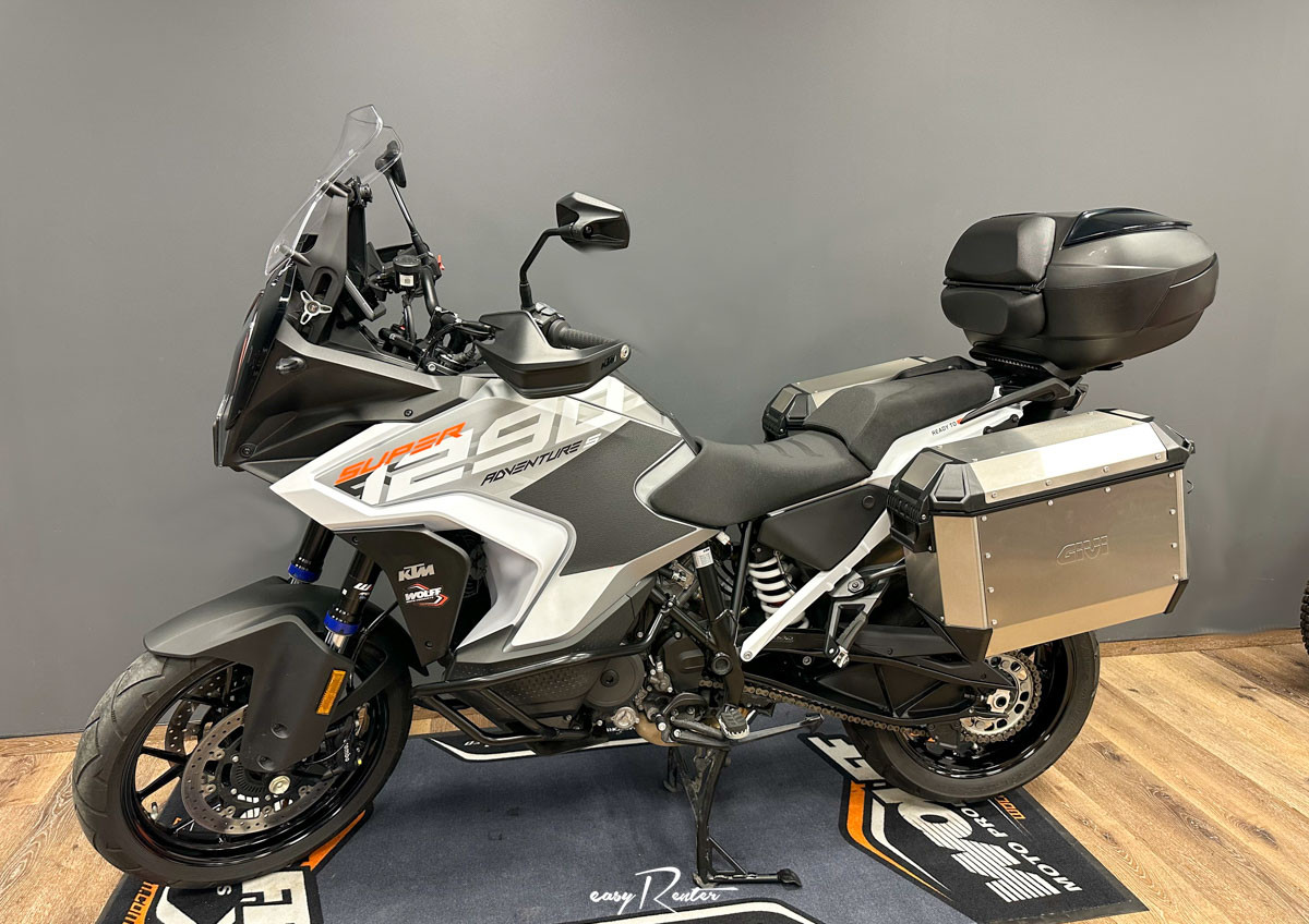 Angers KTM 390 Adventure motorcycle rental 15596