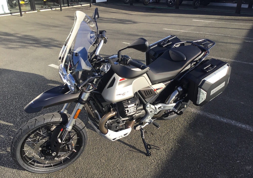 Location moto Mayenne Suzuki Vstrom 1