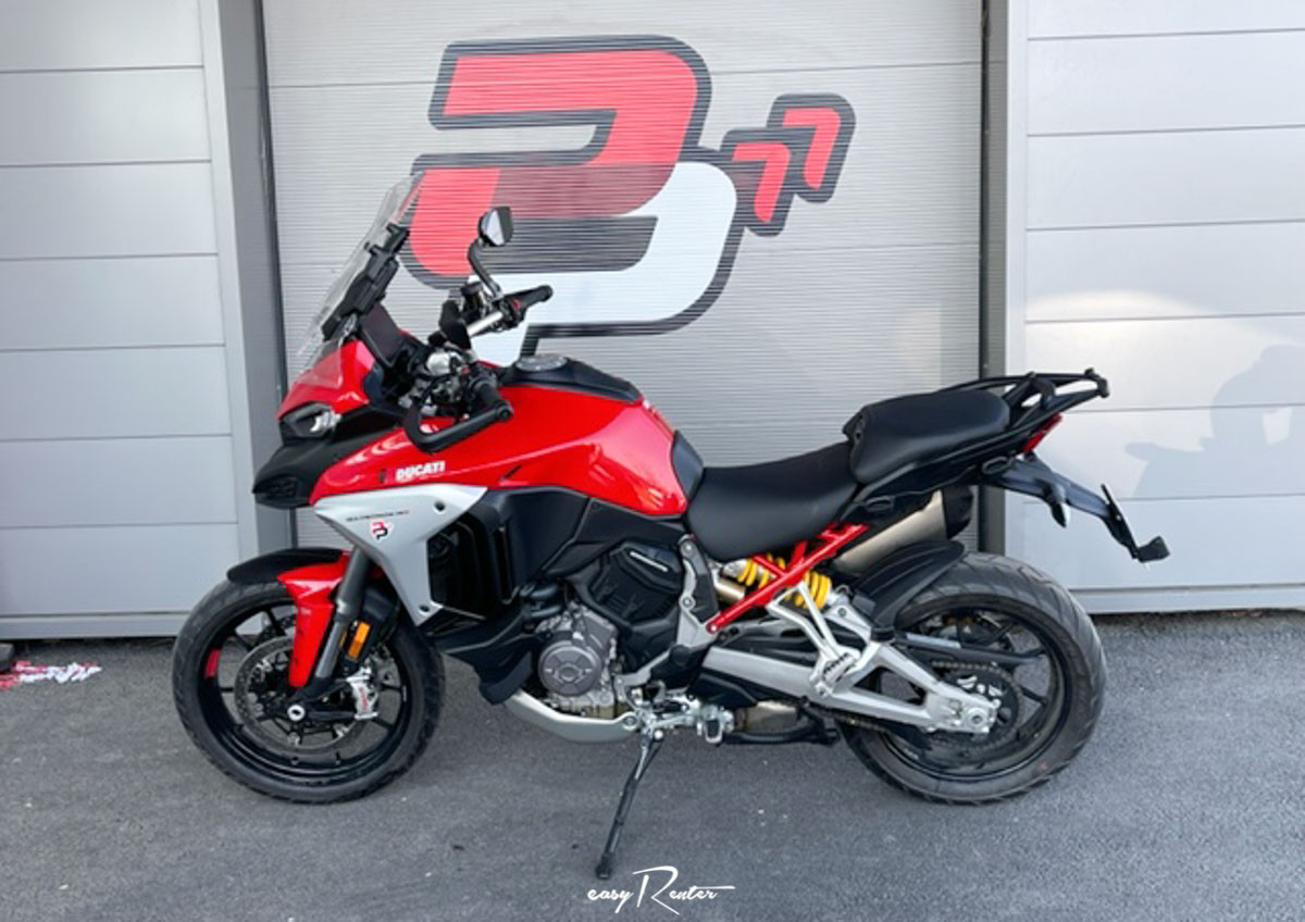 Location moto Laval Ducati 400 Scrambler 1