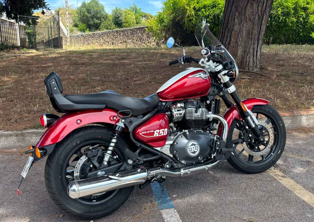 Saint-Lô Kawasaki Z650 A2 motorcycle rental 14194