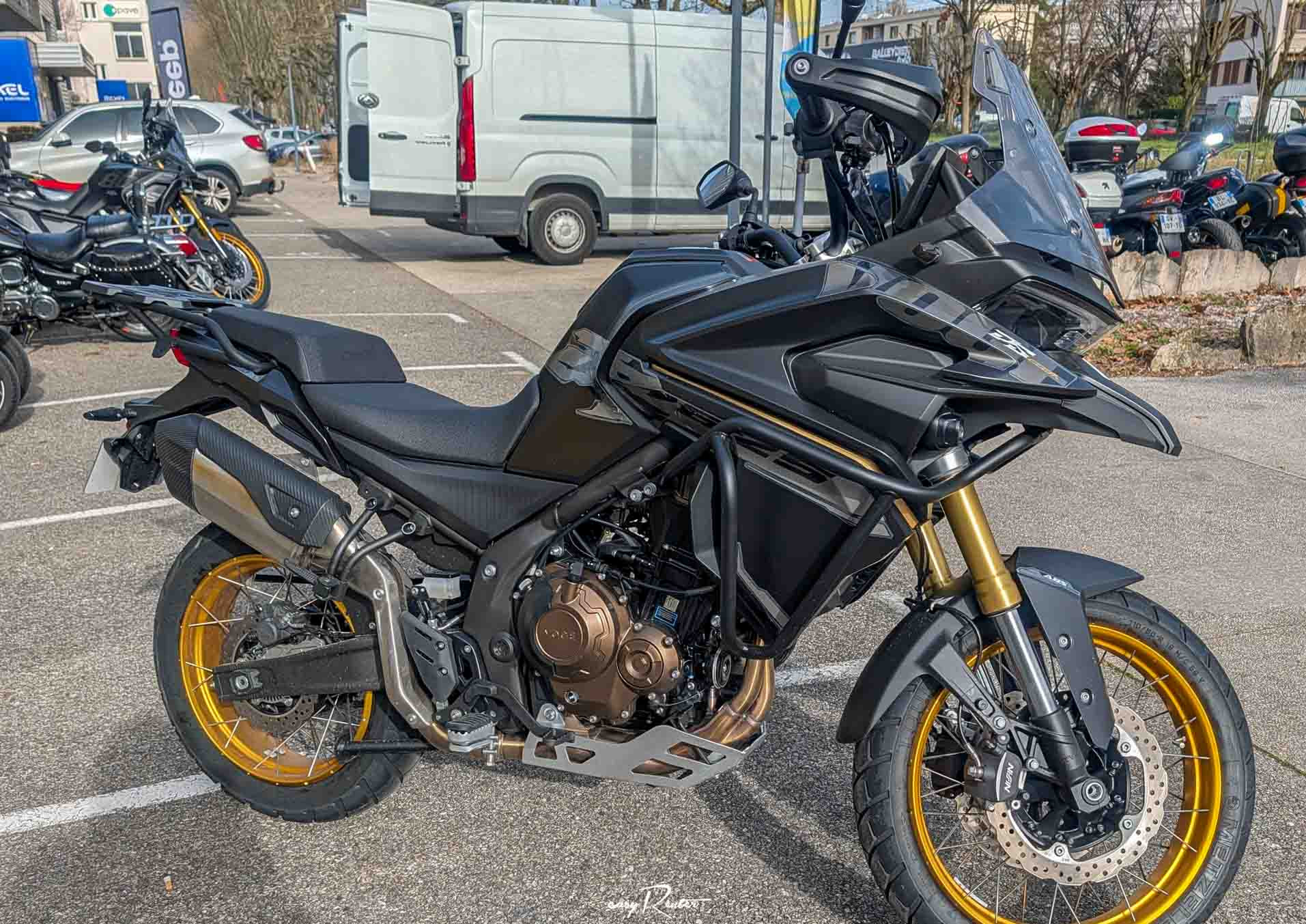 location moto metz honda 500 cbr