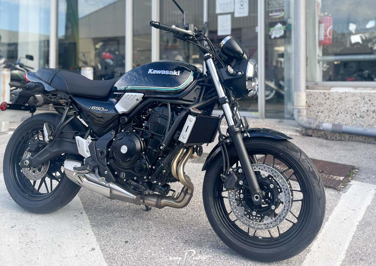 Location moto Laval Yamaha MT07 1
