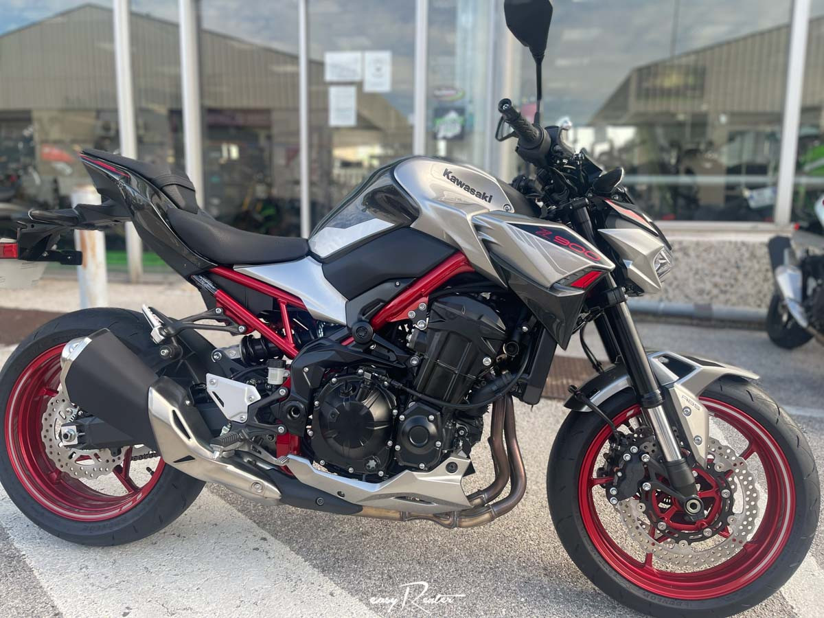 Location moto Laval Yamaha MT07 1