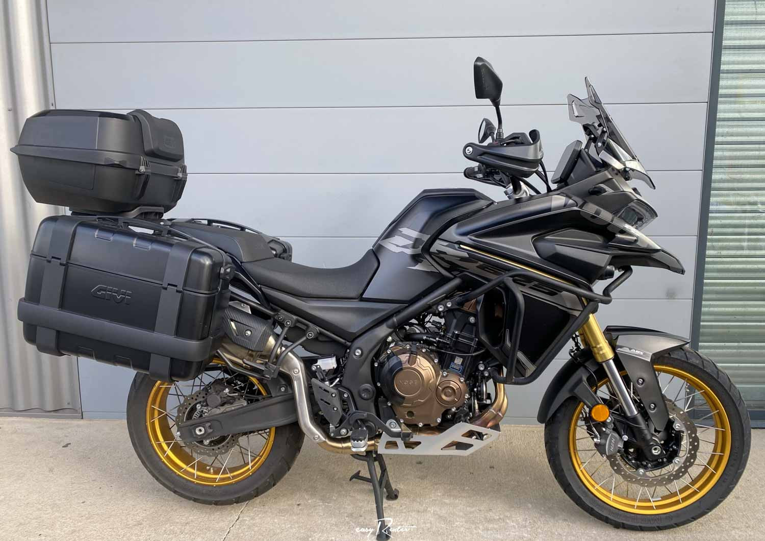 Location moto Laval Yamaha MT07 1