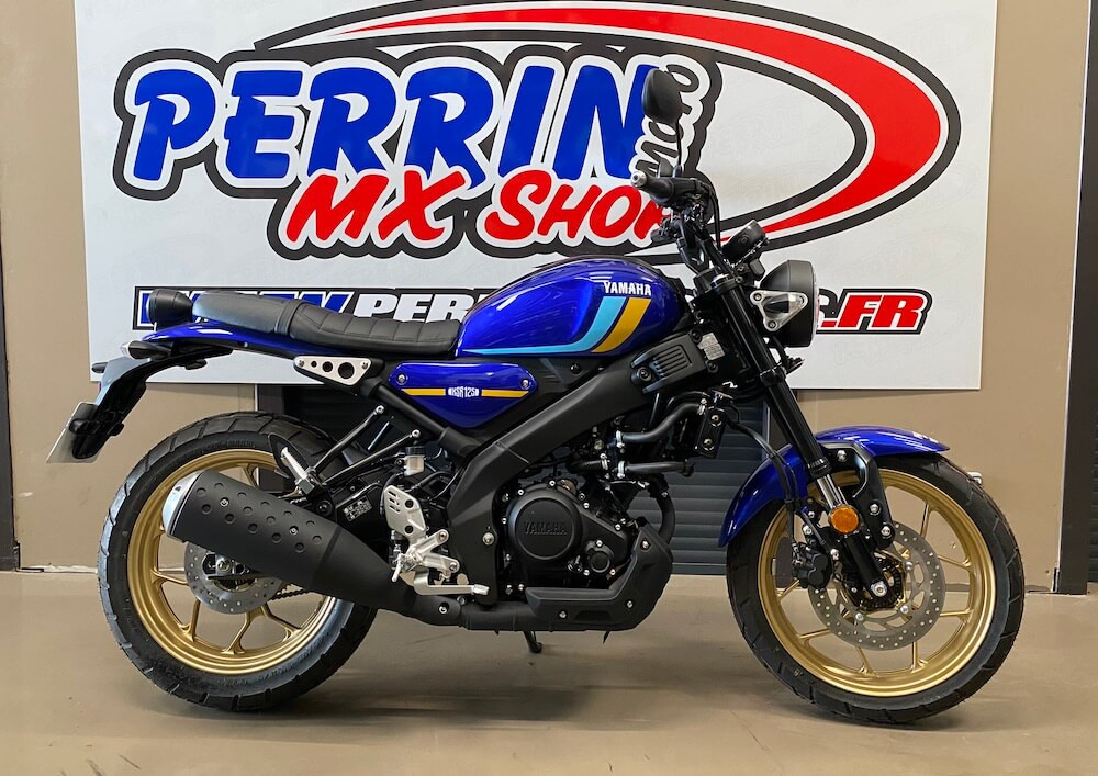 Location moto Laval Yamaha MT07 1