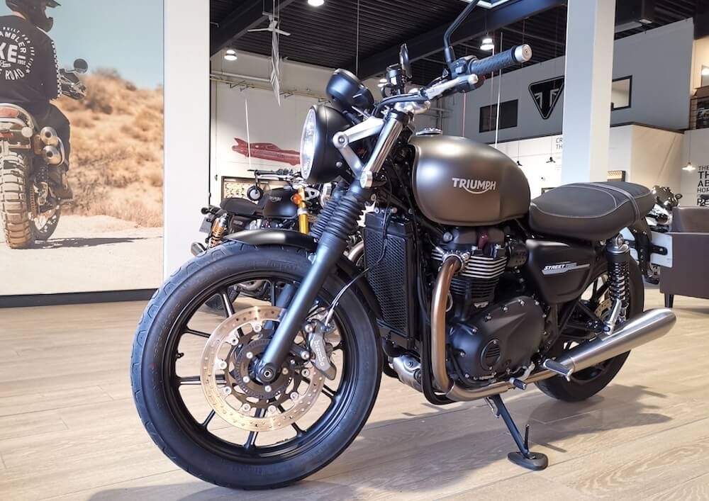 location moto Le Mans Yamaha MT07 1