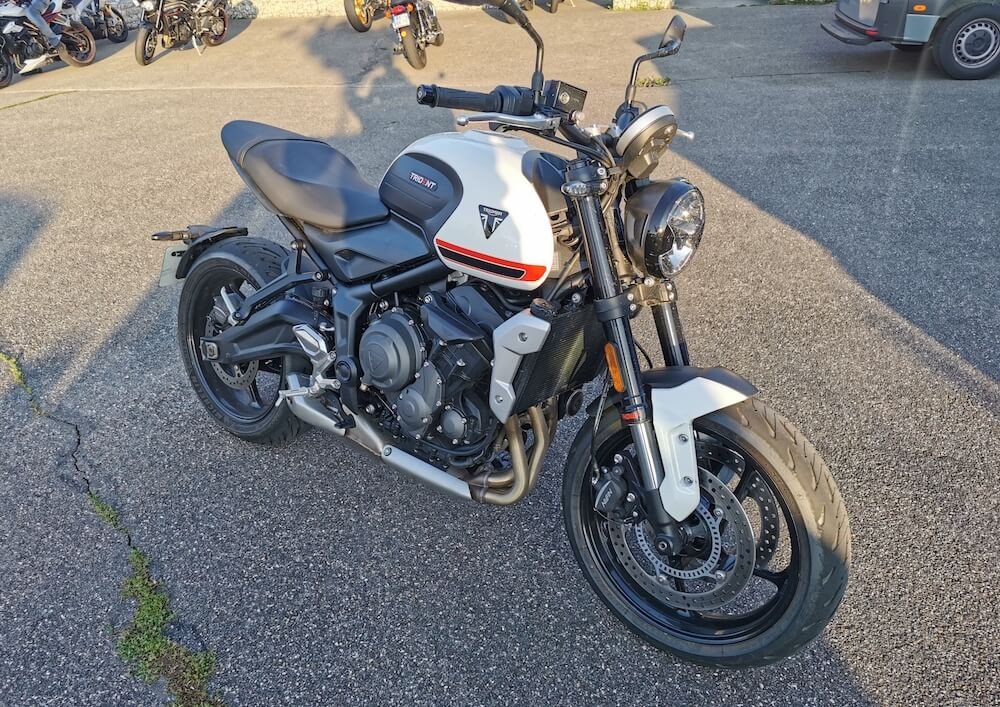 Mulhouse Triumph Trident 660 A2 motorcycle rental 16083