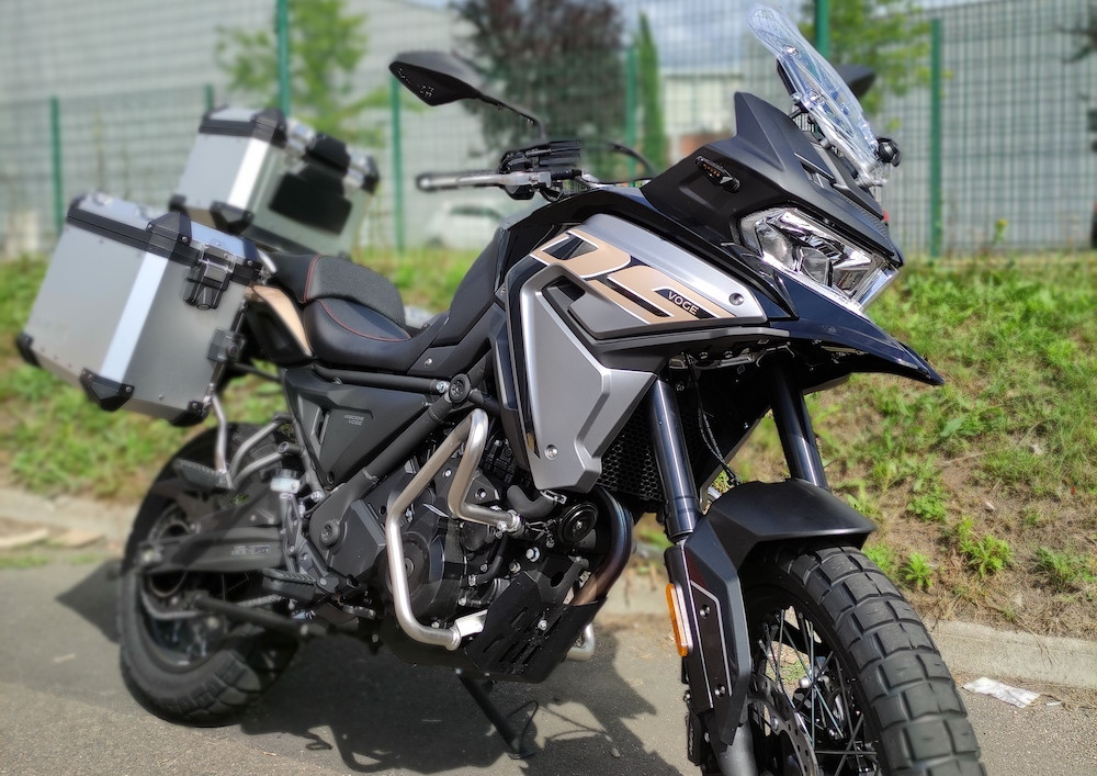 Aubière Voge 650 DSX motorcycle rental 15691