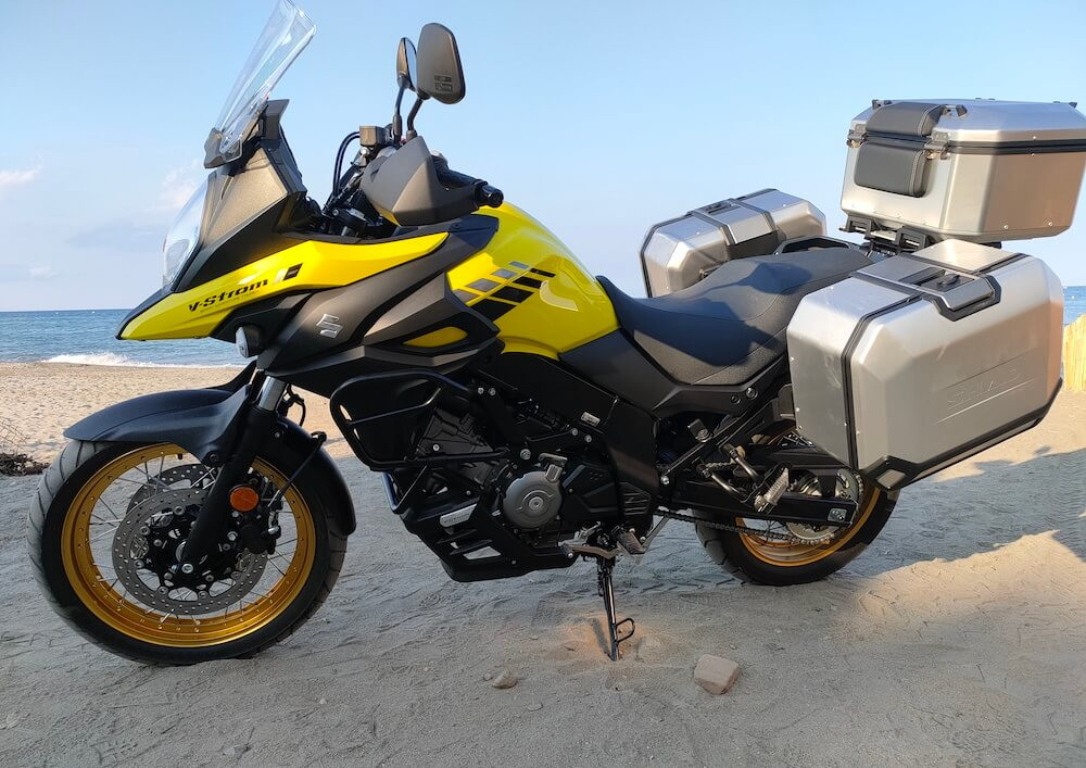 Bastia Suzuki V-Strom DL 650 FULL motorcycle rental 15259