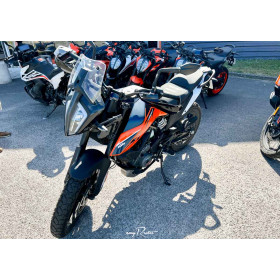 motorcycle rental KTM 390 Duke A2