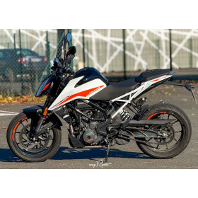 motorcycle rental KTM 390 Duke A2