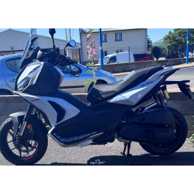 motorcycle rental Aprilia SR GT 400 A2