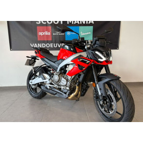motorcycle rental Aprilia Tuono 457 A22