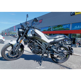 motorcycle rental Benelli Leoncino 125