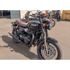 motorcycle rental Triumph Bonneville T120 A2