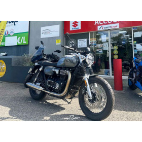 motorcycle rental Brixton Cromwell 1200