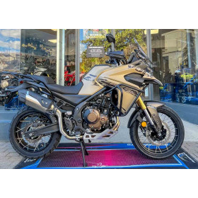 motorcycle rental Voge DS 625 X