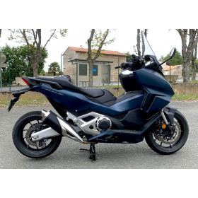 motorcycle rental Honda Forza 750 A2