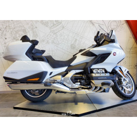 motorcycle rental Honda Goldwing 1800 TOURING DCT